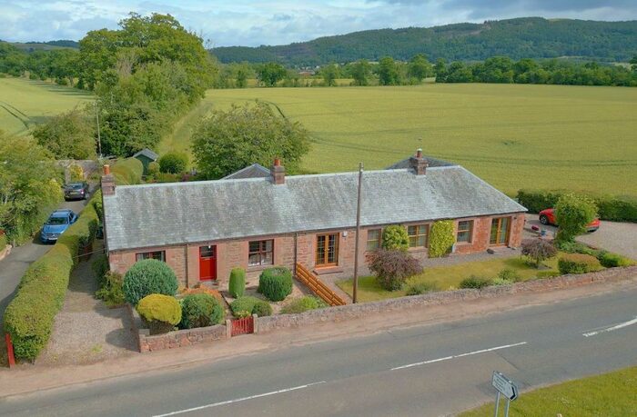 2 Bedroom Cottage For Sale In Forgandenny Road, Bridge Of Earn, Perthshire, PH2