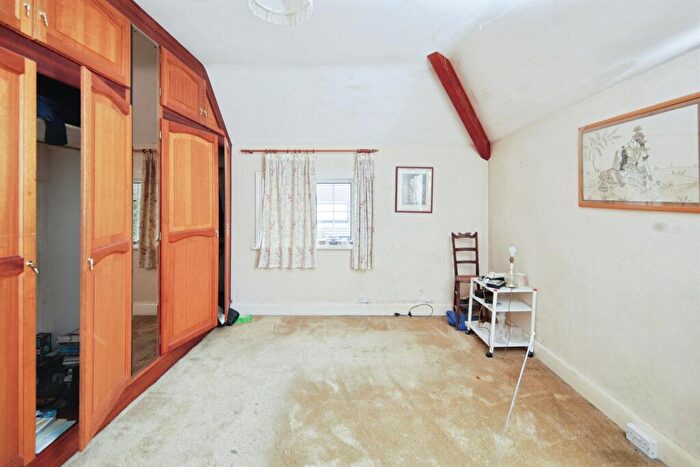 4 Bedroom Detached House For Sale In Station Road, Balsall Common, Coventry, CV7