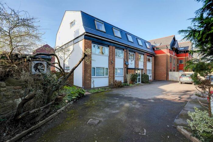 2 Bedroom Apartment To Rent In Merthyr Road, Whitchurch, Cardiff, CF14