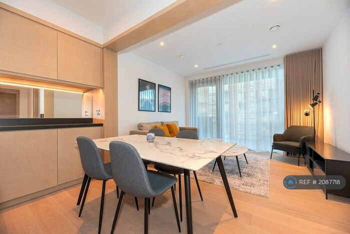 2 Bedroom Flat To Rent In Legacy Building, London, SW11