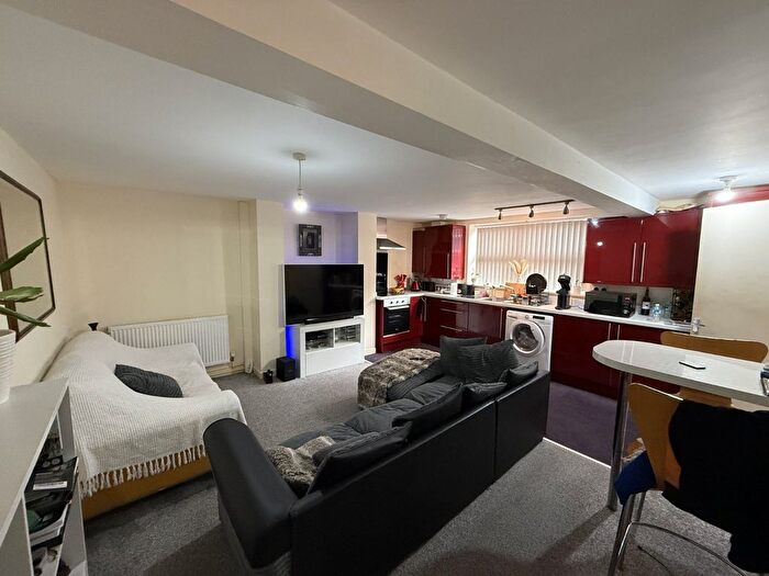 1 Bedroom Property To Rent In Edinburgh Road, Armley, Leeds, West Yorkshire, LS12