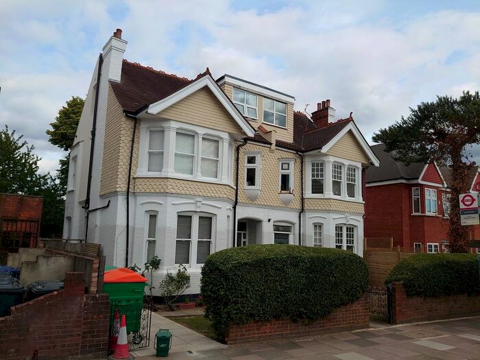 Studio To Rent In Twyford Avenue, West Acton, London., W3