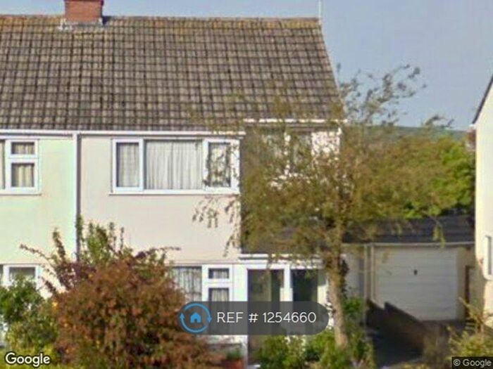 3 Bedroom Semi-Detached House To Rent In Kay Crescent, Bodmin PL31