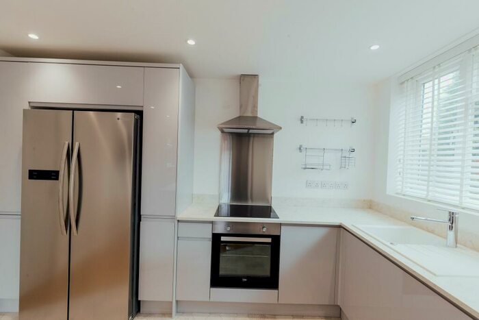5 Bedroom House To Rent In Lansdowne Drive, Loughborough, LE11