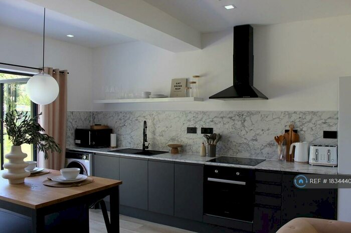 1 Bedroom Flat To Rent In Oxford, Oxford, OX4