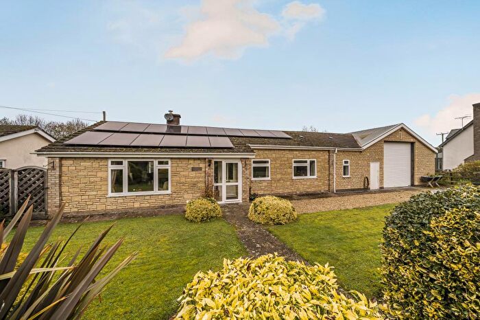 3 Bedroom Detached Bungalow For Sale In Walton, Powys, LD8