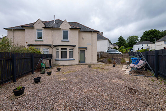 4 Bedroom Semi-Detached House For Sale In Auldbar Road, Mosspark, G52