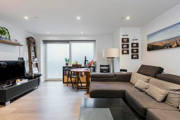 1 Bedroom Flat To Rent In Green Lanes, Stoke Newington N16