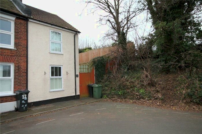 2 Bedroom End Of Terrace House To Rent In Beaconsfield Place, Epsom, Surrey, KT17