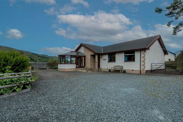 3 Bedroom Detached Bungalow For Sale In Muirlodge Place, Kinloch Rannoch, Pitlochry, PH16