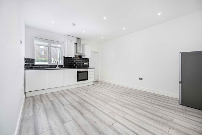 1 Bedroom Flat To Rent In Stroud Green Road, London, N4