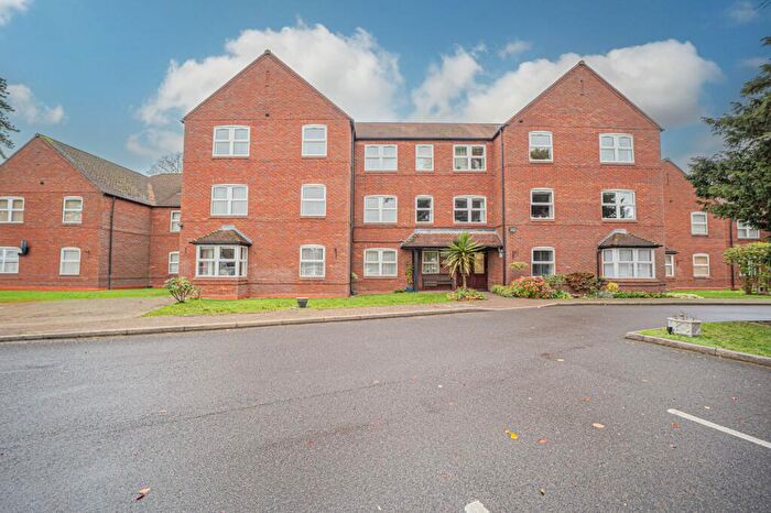 2 Bedroom Apartment For Sale In Downing Close, Knowle, B93