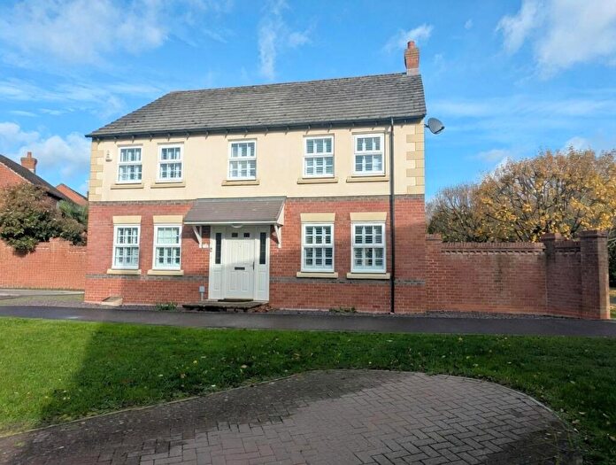 4 Bedroom Detached House For Sale In Deadmans Lane, Newbury, RG19