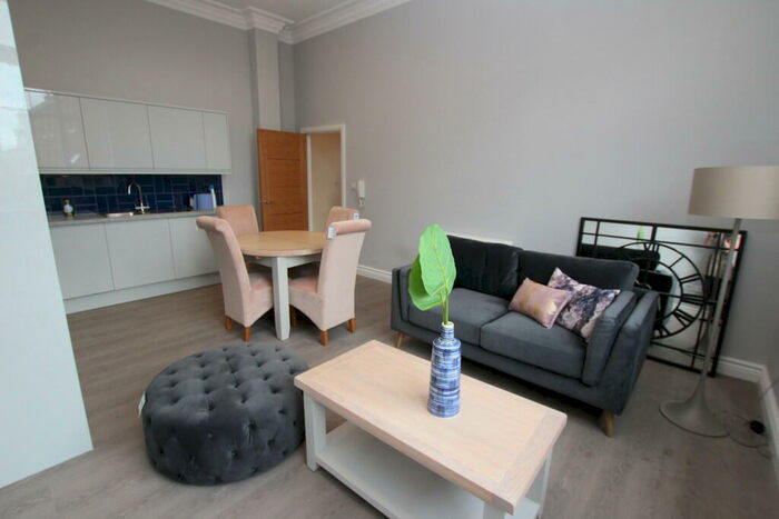 2 Bedroom Apartment To Rent In Juniper Court, Derby Road, NG7