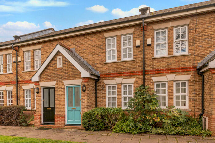 2 Bedroom Terraced House To Rent In Meredith Mews, Brockley Road, SE4