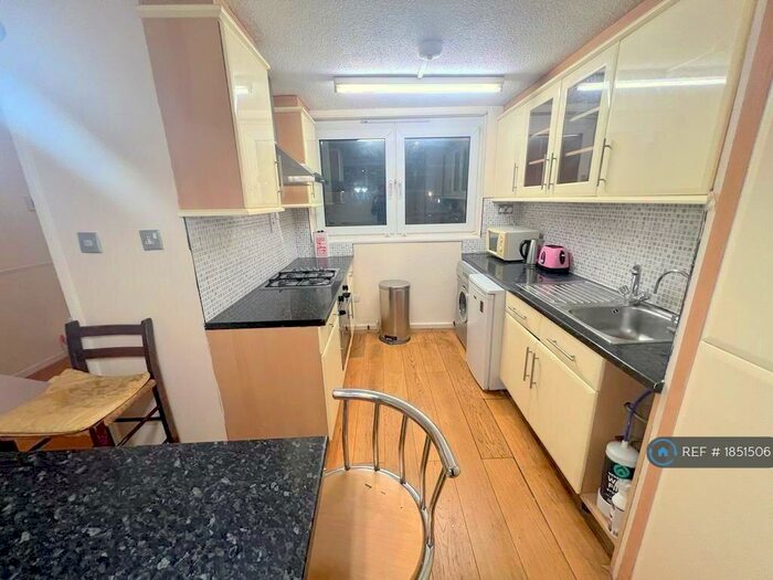 4 Bedroom Terraced House To Rent In Mayford, London, NW1