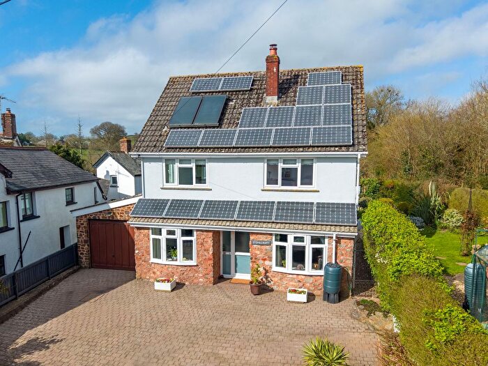 4 Bedroom Detached House For Sale In Cheriton Fitzpaine, Crediton, EX17