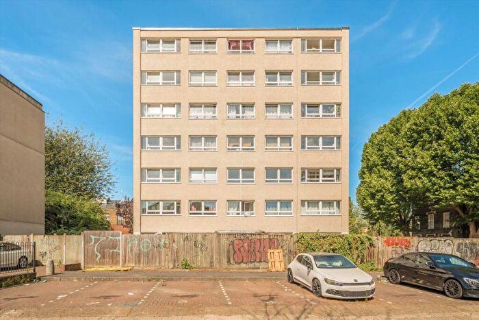 1 Bedroom Flat To Rent In Buxton Street, Brick Lane, E1