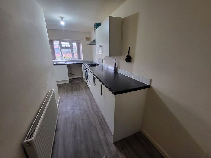 2 Bedroom Flat To Rent In Wolverhampton Street, Dudley, DY1