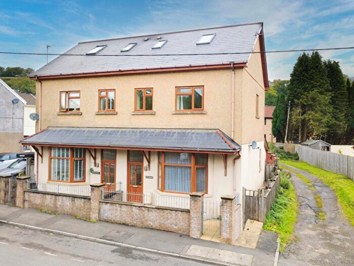 4 Bedroom Semi Detached House For Sale In Penygarreg Road, Coedely, CF39
