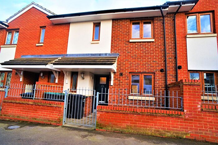 3 Bedroom Terraced House To Rent In Ferguson Avenue, Gravesend, DA12