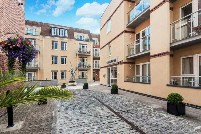 1 Bedroom Flat To Rent In Shippam Street, Chichester, PO19