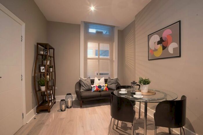 Studio To Rent In Finchley Road, London, NW3