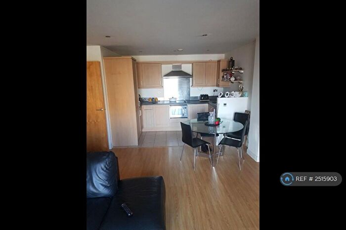 2 Bedroom Flat To Rent In Taylorson Street South, Salford, M5