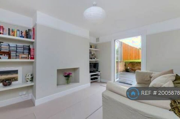 1 Bedroom Flat To Rent In Alexandra Road, Croydon, CR0