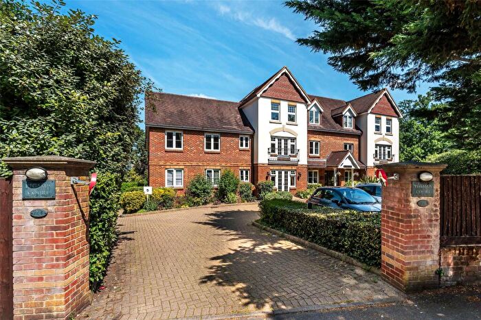 2 Bedroom Retirement Property For Sale In Epsom Road, Leatherhead, Surrey, KT22