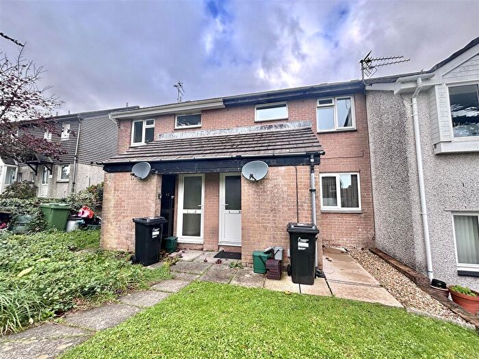 1 Bedroom Flat For Sale In Little Oaks, Penryn, TR10