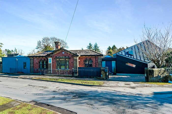 3 Bedroom Detached House For Sale In Old Hollings Hill, Guiseley, Leeds, West Yorkshire, LS20