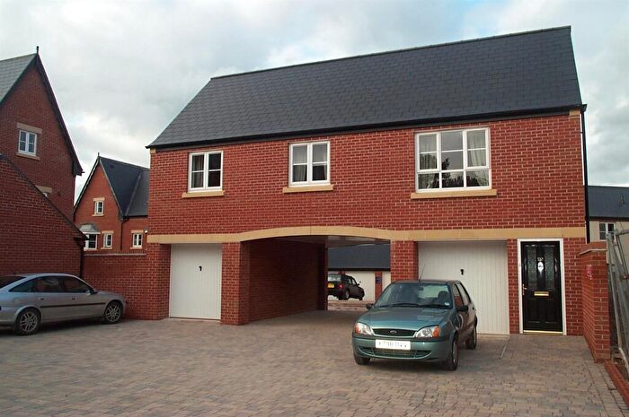 2 Bedroom Coach House To Rent In Popham Close, Tiverton, EX16
