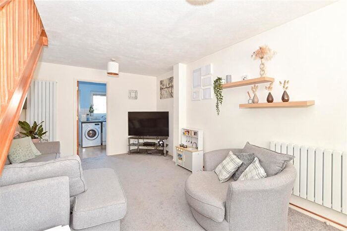 2 Bedroom End Of Terrace House For Sale In Pound Hill, Crawley, West Sussex, RH10