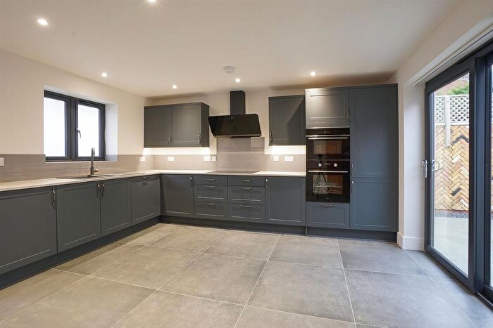 2 Bedroom Detached Bungalow For Sale In Duttons Close, Snitterfield, Stratford-Upon-Avon, CV37