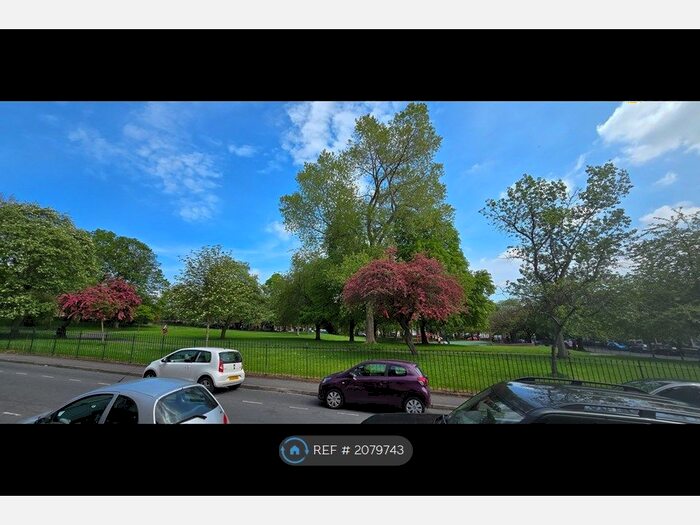 2 Bedroom Flat To Rent In Hanover Square, Leeds, LS3