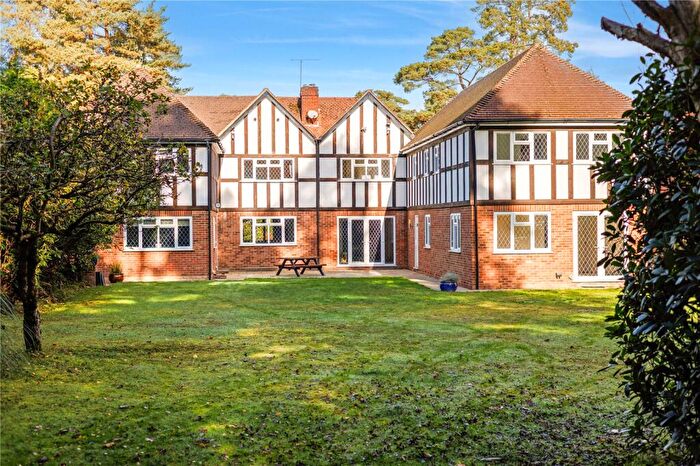 8 Bedroom Detached House For Sale In Heather Drive, Sunningdale, Berkshire, SL5