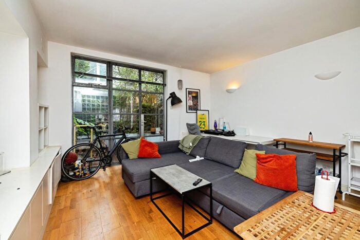 1 Bedroom Flat To Rent In Liverpool Road, Islington, N1