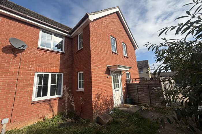 2 Bedroom Terraced House To Rent In Braiding Crescent, Braintree, CM7