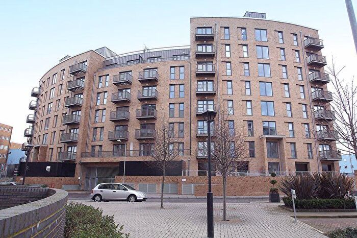 1 Bedroom Flat To Rent In Whitestone Way, Croydon, CR0