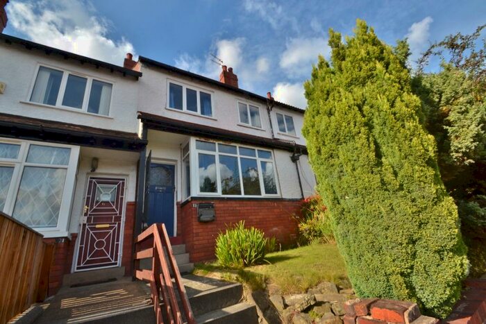 3 Bedroom Terraced House To Rent In Roundhay Avenue, Leeds, LS8