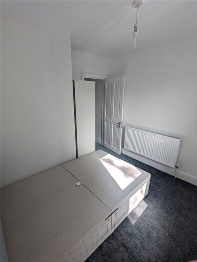 1 Bedroom Property To Rent In Hudson Road, Southsea, Hampshire, PO5