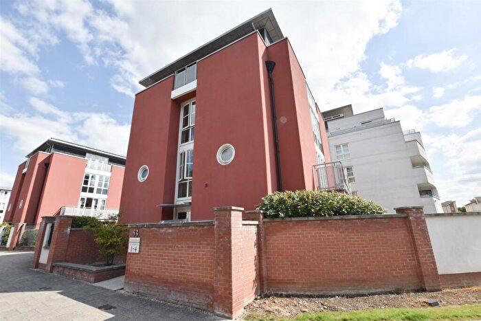 2 Bedroom Apartment To Rent In Watkin Road, Leicester, LE2