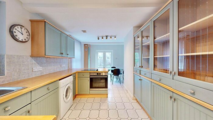 3 Bedroom Terraced House To Rent In Northfield Avenue, London, W13