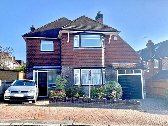 4 Bedroom Detached House For Sale In Newlands Rise, Tunbridge Wells, Kent, TN4