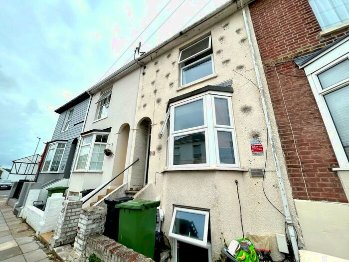 3 Bedroom Terraced House To Rent In Cromwell Road, Southsea, PO4