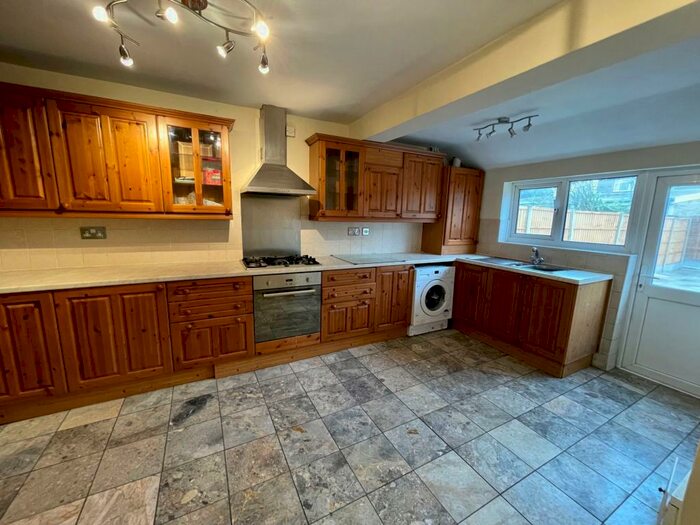 3 Bedroom House To Rent In Darnley Road, Gravesend, DA11