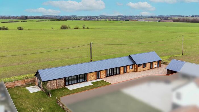 3 Bedroom Barn Conversion For Sale In Broxted Road, Great Easton, Dunmow, CM6