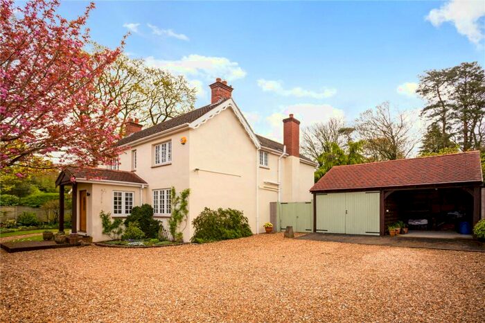 4 Bedroom Detached House For Sale In Hangersley Hill, Hangersley, Ringwood, Hampshire, BH24