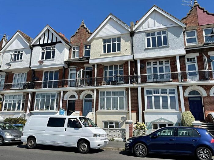 Property To Rent In South Terrace, Littlehampton, BN17